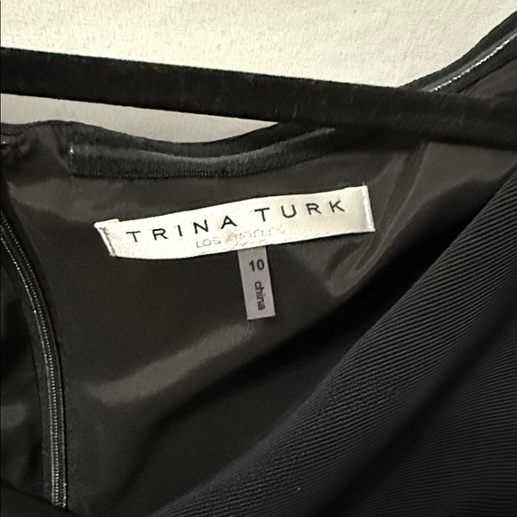 Trina Turk Black Mini Evening Formal Dress Size 10 Off Shoulder - Picture 3 of 10